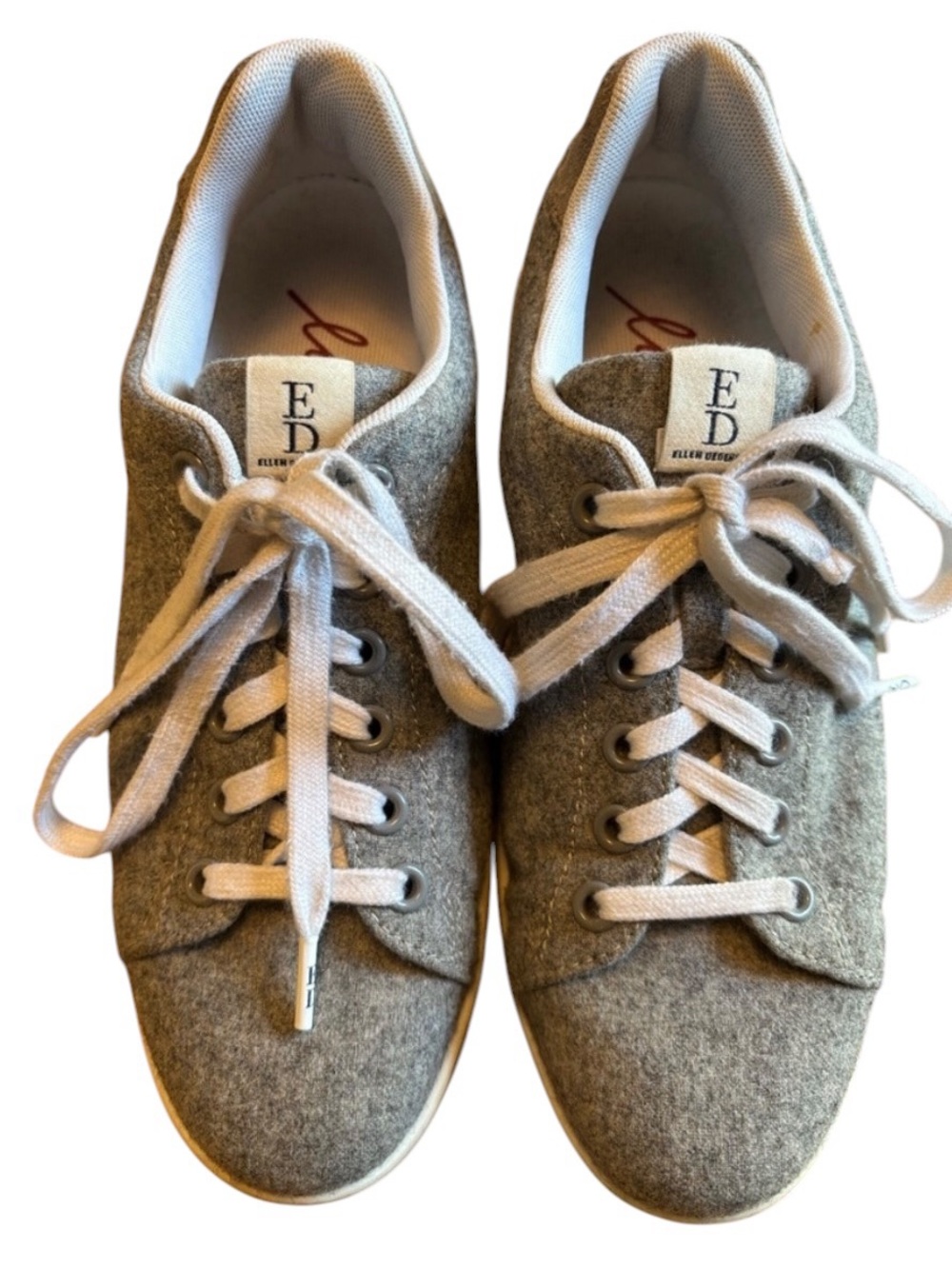 Ellen Degeneres Grey Flannel LOVE Chapala Sneakers, size 8